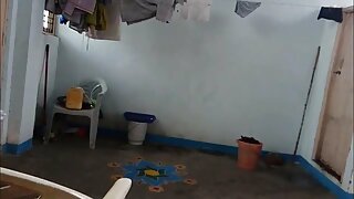 მომხიბვლელი ქერათმია ...
